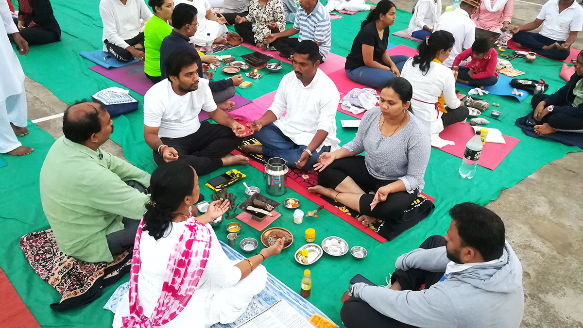 Final Day of Yoga included Yagnas.